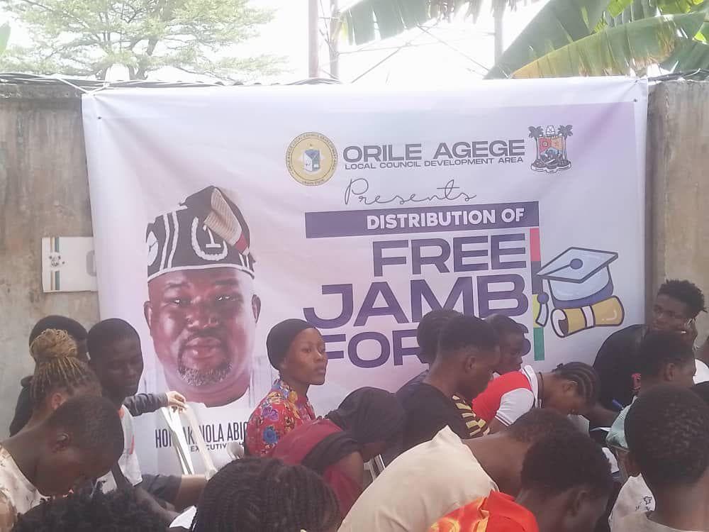 500 Free JAMB Forms Distributed