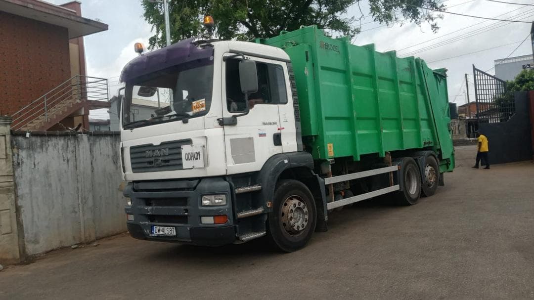 Ten-Tyre Compactor Truck Procured